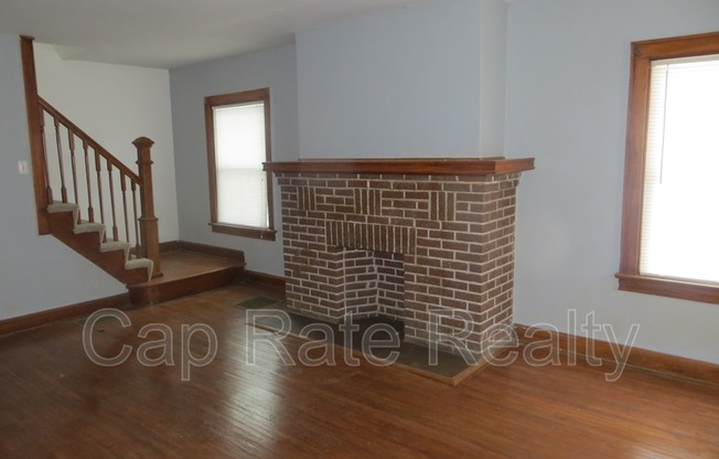 1514 MYRTLE AVE