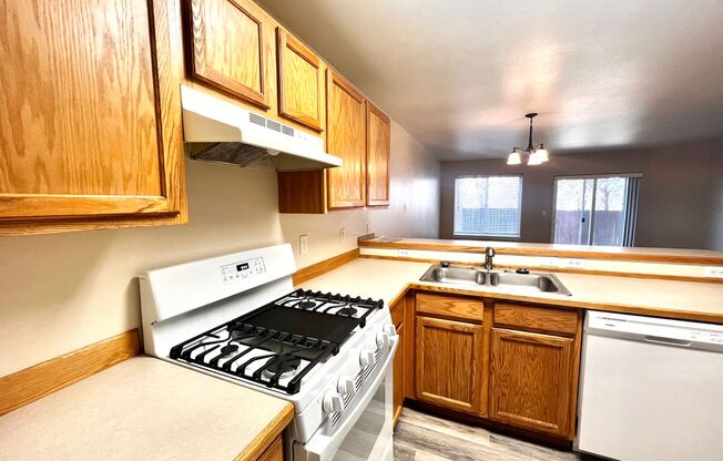 2 beds, 1.5 baths, $1,650