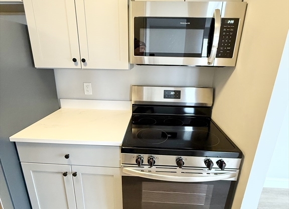 59 69 MSGR PATRICK J LYDON WAY