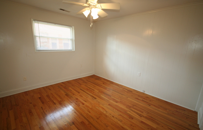 Renovated Duplex Unit / Carport / W&D / Near Duke West Campus