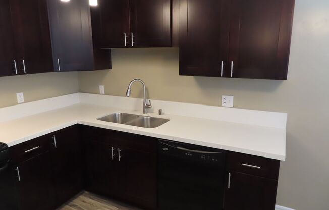 2 beds, 1 bath, 800 sqft, $2,345, Unit 3868.5