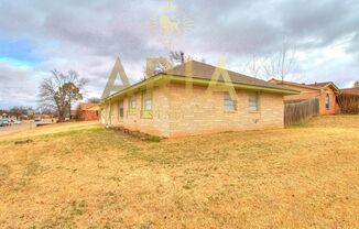 3 beds, 2 baths, $1,395