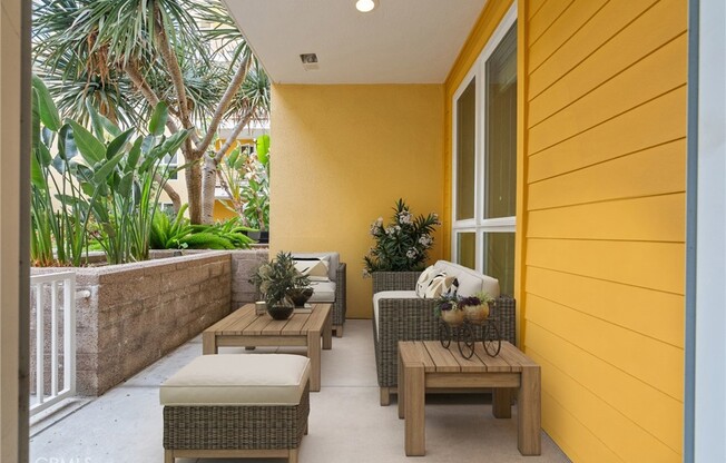 2 beds, 2 baths, 1,050 sqft, $3,250, Unit 206