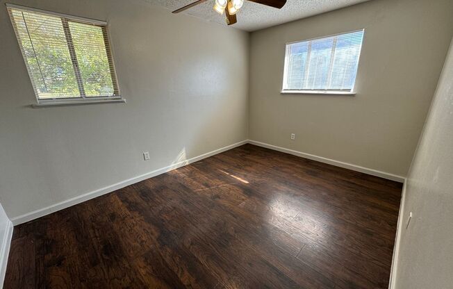 3 beds, 1 bath, $1,150