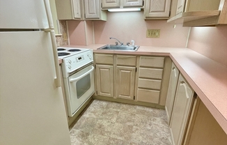 1 bed, 1 bath, 575 sqft, $2,000, Unit 19