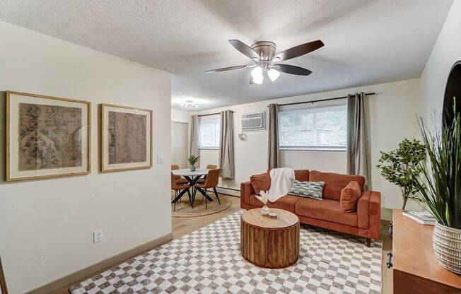 1 bed, 1 bath, $1,685, Unit 8