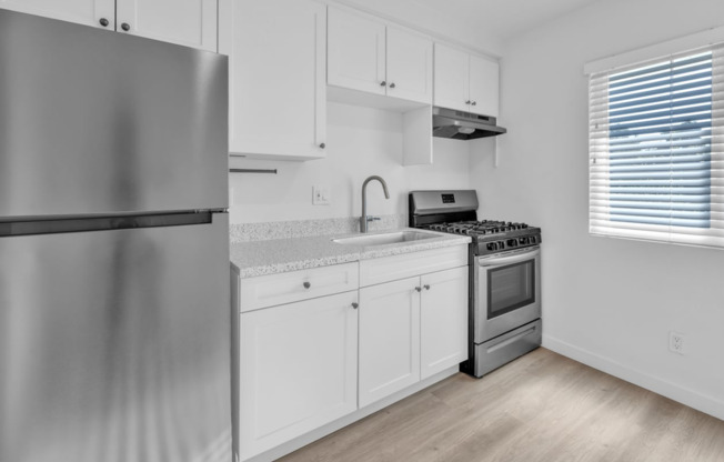 Studio, 1 bath, 400 sqft, $1,795, Unit 333