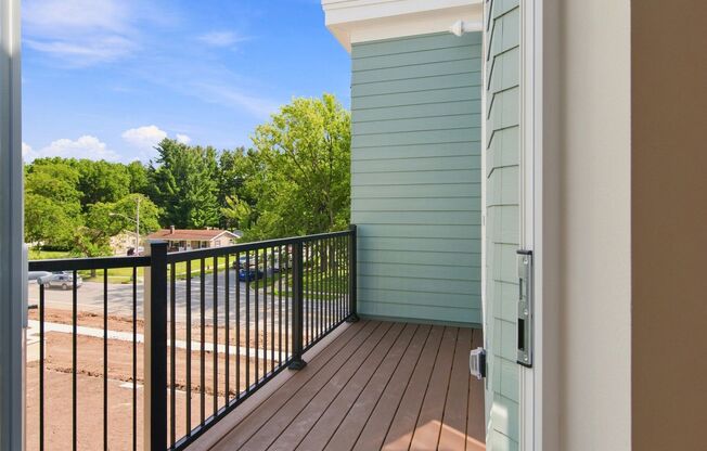 1 bed, 1 bath, 608 sqft, $2,025, Unit 303