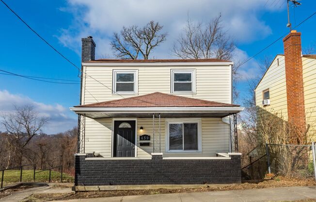 Stunning 2 bedroom home in Mt. Washington available May 1!