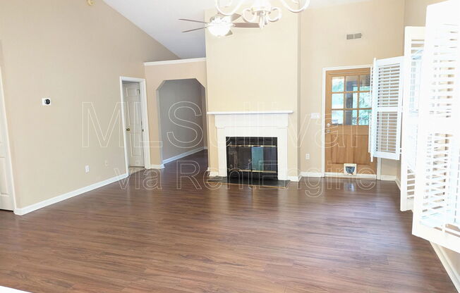 118 TIMBER RDG DR