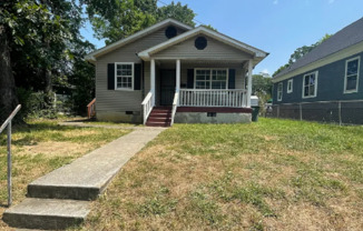 3 Bedroom 1.5 Bathroom in Downtown Chattanooga!