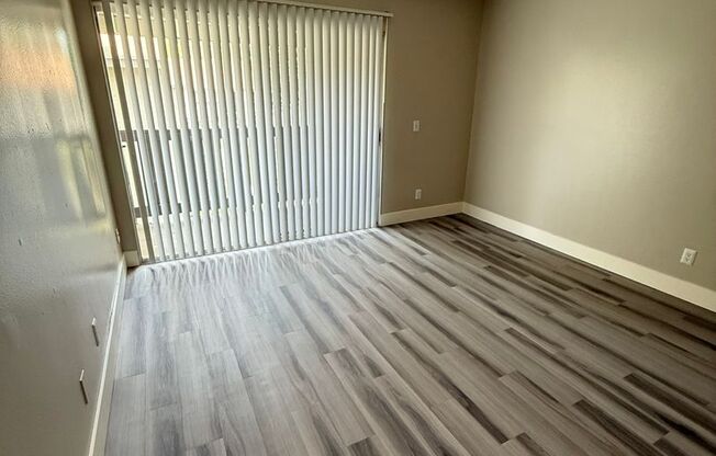 1 bed, 1 bath, 714 sqft, $1,995, Unit 038