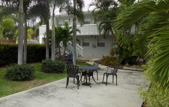 225 Ocean Breeze Lake Worth, FL 33460