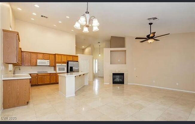 Beautiful 3-Bedroom + Loft Home for Rent in Summerlin!