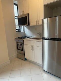 1 bed, 1 bath, $2,695, Unit 6E