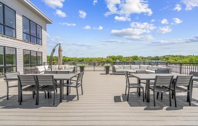 1 bed, 1 bath, 848 sqft, $2,950, Unit 219