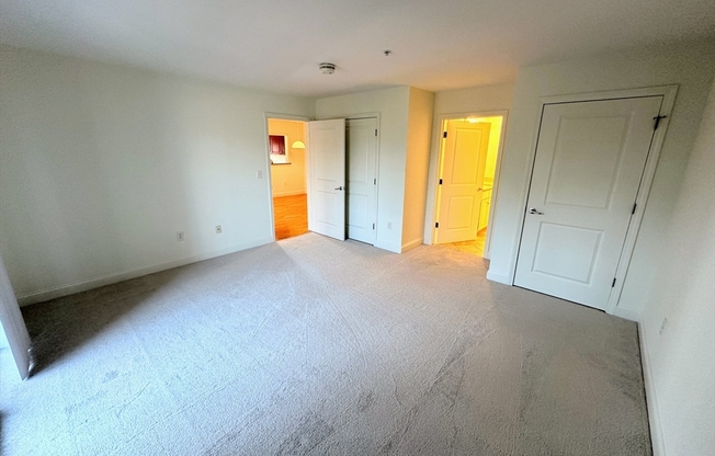 2 beds, 2 baths, 1,200 sqft, $3,200, Unit 216