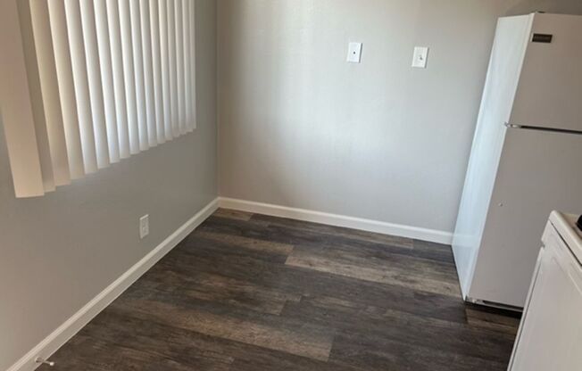 1 bed, 1 bath, 453 sqft, $2,095, Unit 033