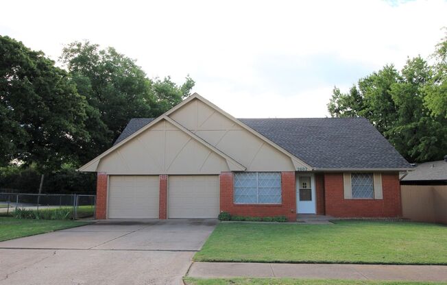 Spacious 3 Bed 2 Bath In Edmond