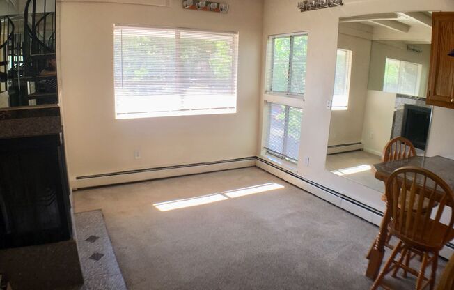 2 beds, 1 bath, 625 sqft, $1,595, Unit 315