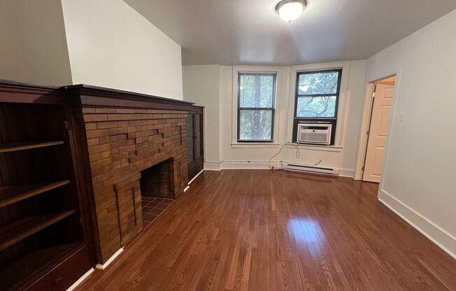 1 bed, 1 bath, 620 sqft, $1,199, Unit 7235 Penn Ave. #2A