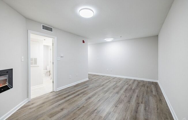 2 beds, 2 baths, 933 sqft, $1,685, Unit C-133