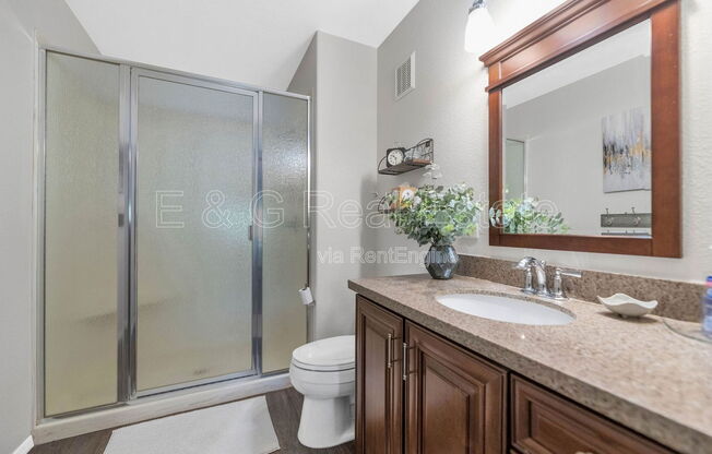 3 beds, 2 baths, 1,286 sqft, $2,199, Unit 2210