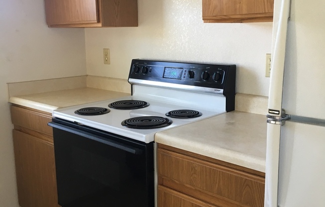 2 beds, 1 bath, 850 sqft, $1,700, Unit #1