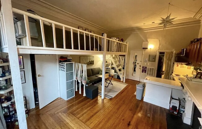 309 BEACON ST