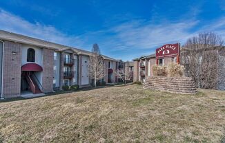 2 beds, 2 baths, 880 sqft, $1,025