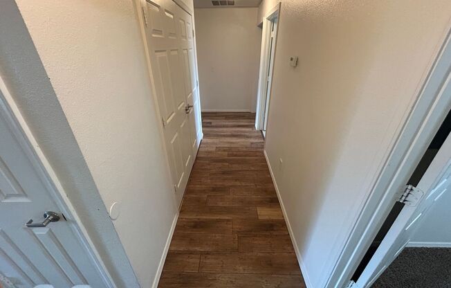 Riverton Apartments