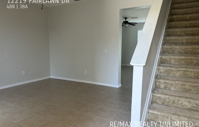 12219 FAIRLAWN DR