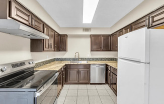 3024 Tudor Ln