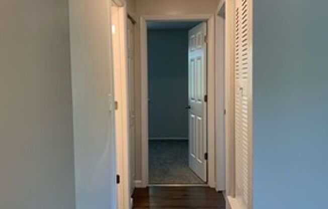2 beds, 1.5 baths, 835 sqft, $1,160, Unit N-0507