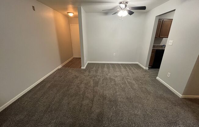 2 beds, 1 bath, 775 sqft, $970, Unit 354D