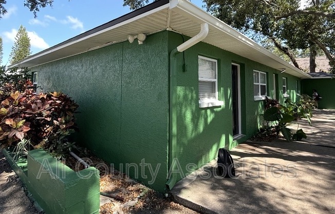 2273 NORMAN DR