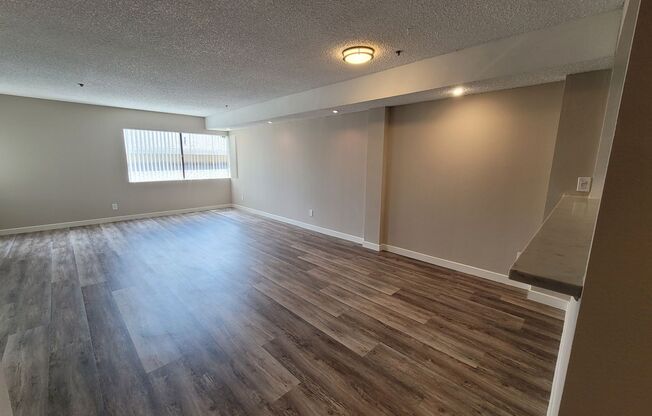 1046 Grover Ave
