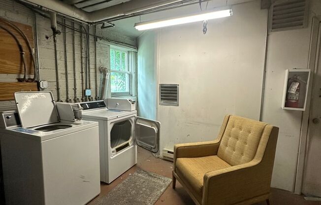 College Street Apartments