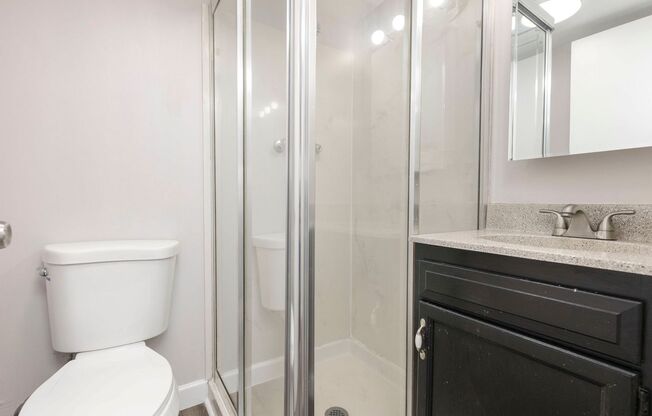 2 beds, 2 baths, 900 sqft, $1,050, Unit 303