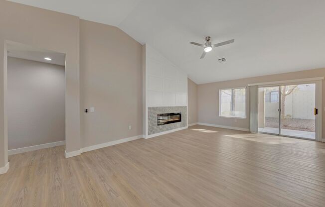 SUN CITY SUMMERLIN AGE QUALIFIED COMMUNITY!!!     1 STORY