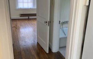 1 bed, 1 bath, 590 sqft, $795, Unit Apt. 32