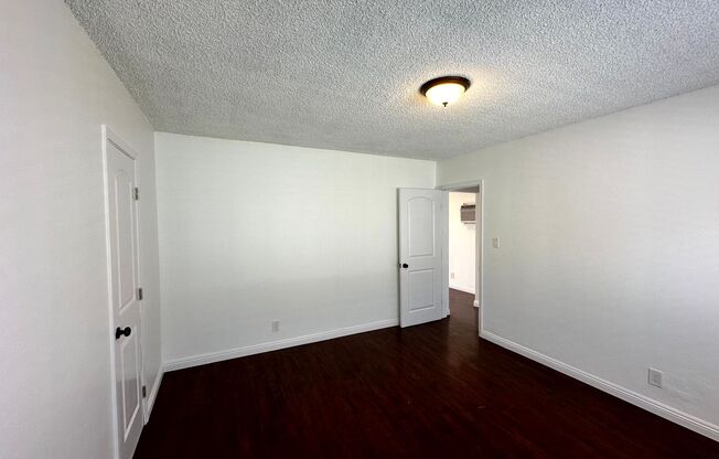 1 bed, 1 bath, 705 sqft, $1,795