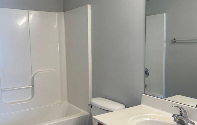 2 beds, 2 baths, $900, Unit 348E
