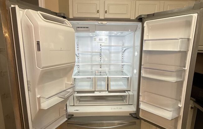 Move-In Ready 3-Bedroom 2 bath Condo in Prime Altamonte Springs - KEY WEST CONDOMINIUMS — Apply Today