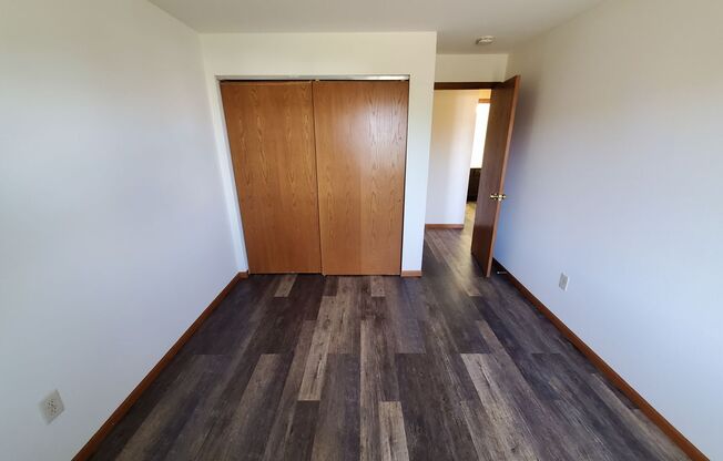 2 beds, 1 bath, 800 sqft, $1,389, Unit 4526-1