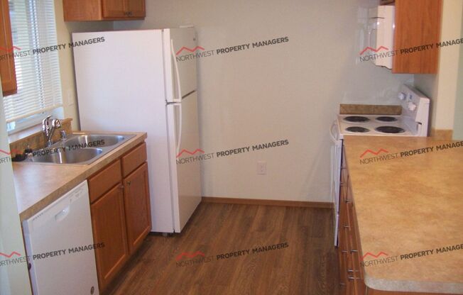 2 beds, 2.5 baths, $1,495, Unit #8