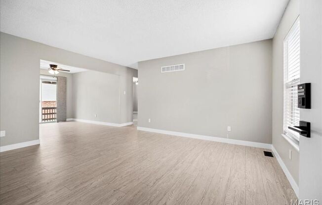 2 beds, 1 bath, 888 sqft, $1,525, Unit Boca Raton Drive - 779