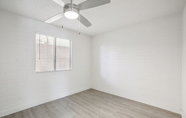 1 bed, 1 bath, 550 sqft, $1,637, Unit 39