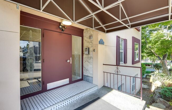 Studio, 1 bath, 334 sqft, $1,250, Unit 407