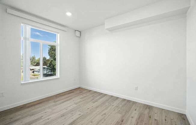 2 beds, 1 bath, 757 sqft, $1,695, Unit 201